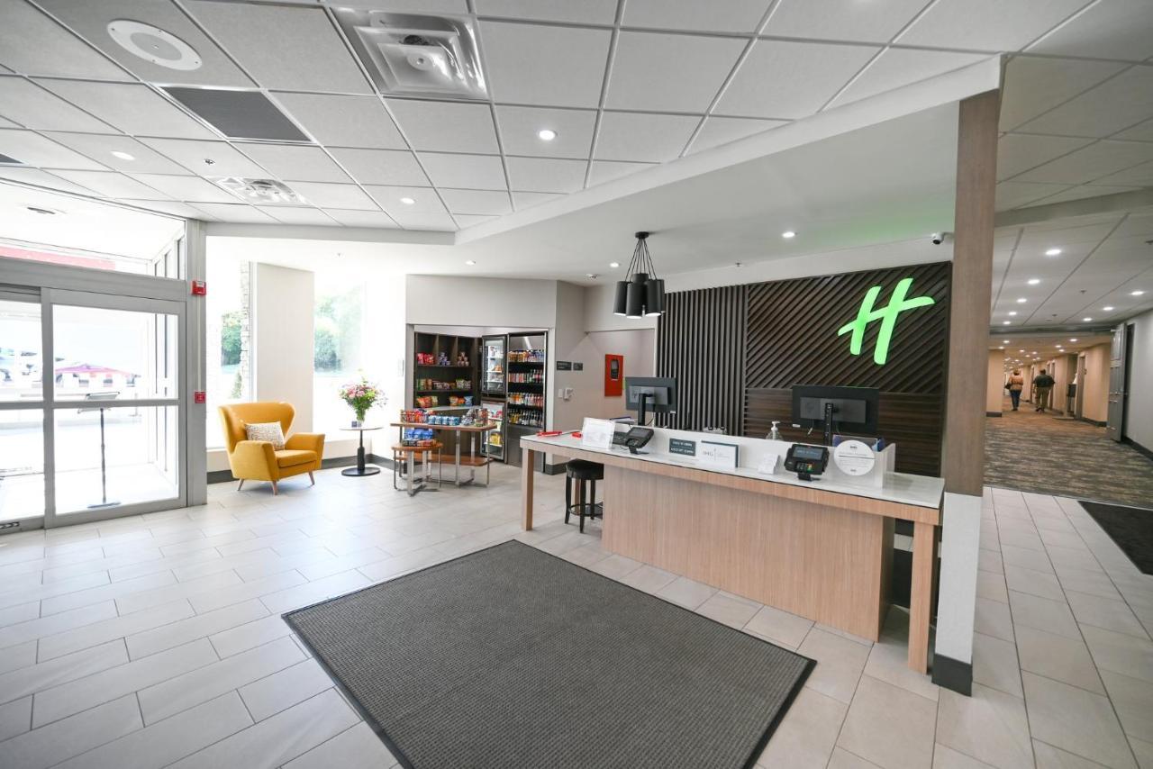Holiday Inn Cleveland-Mayfield By Ihg Εξωτερικό φωτογραφία