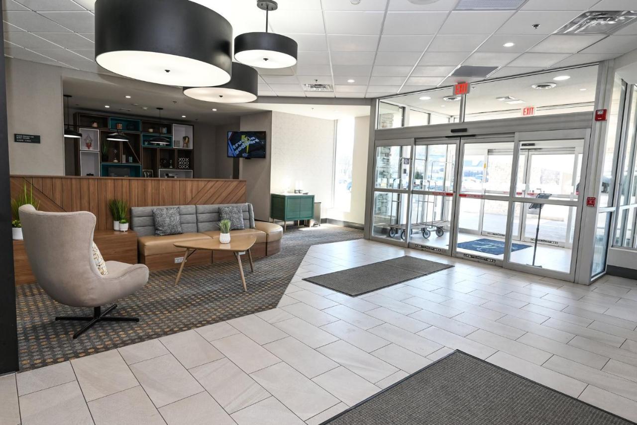 Holiday Inn Cleveland-Mayfield By Ihg Εξωτερικό φωτογραφία
