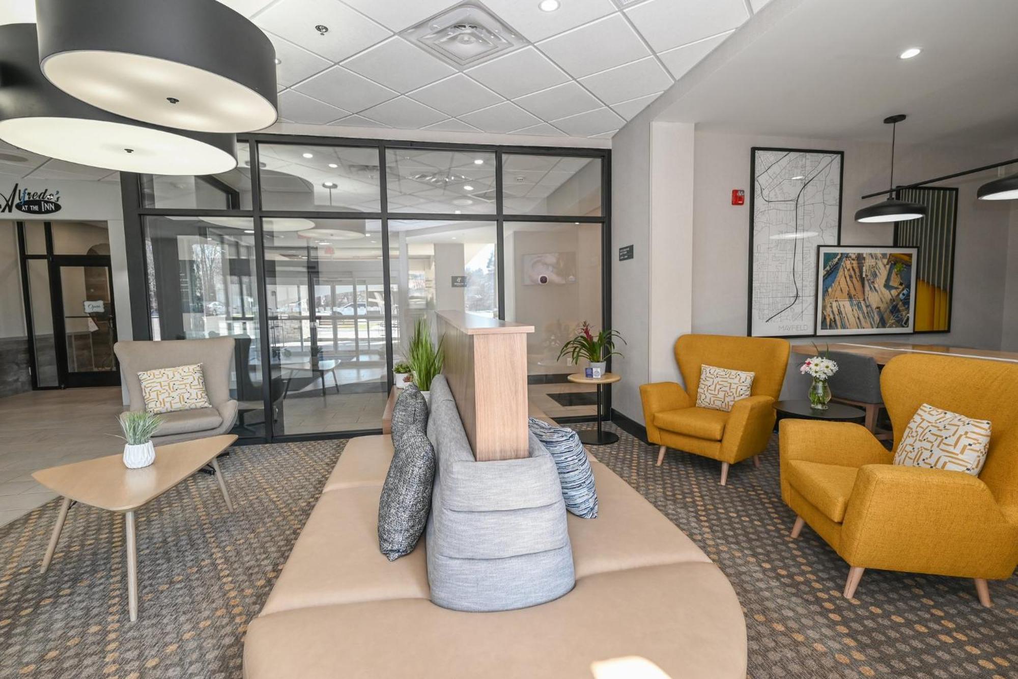 Holiday Inn Cleveland-Mayfield By Ihg Εξωτερικό φωτογραφία