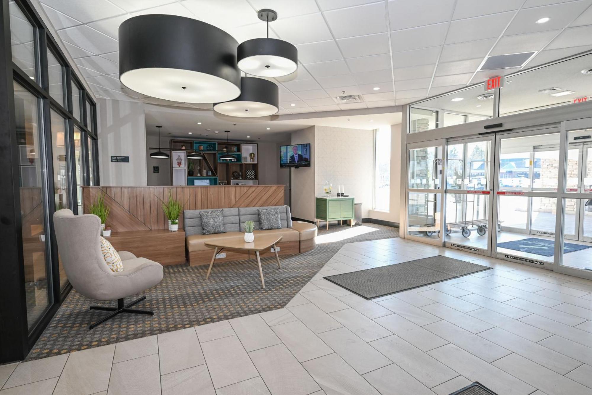 Holiday Inn Cleveland-Mayfield By Ihg Εξωτερικό φωτογραφία