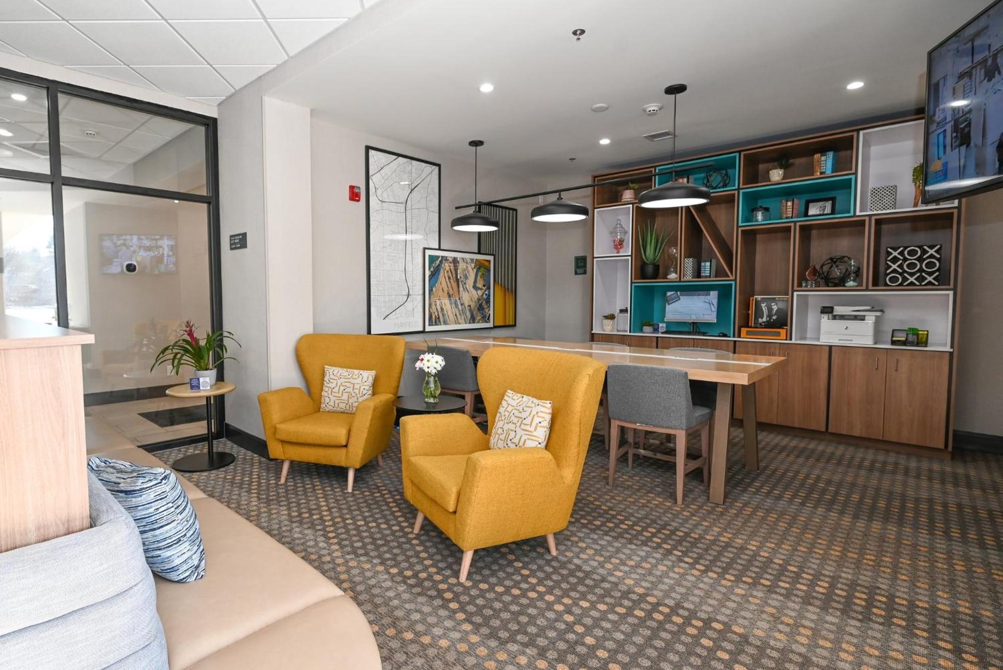 Holiday Inn Cleveland-Mayfield By Ihg Εξωτερικό φωτογραφία