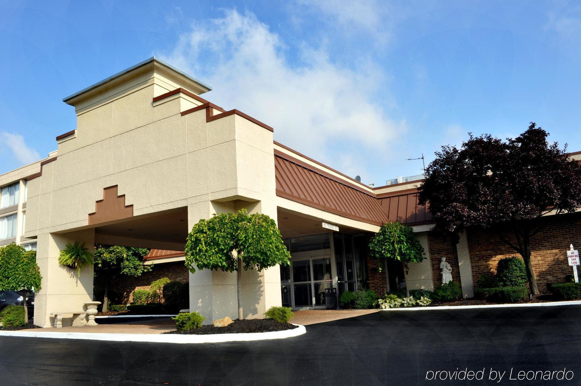 Holiday Inn Cleveland-Mayfield By Ihg Εξωτερικό φωτογραφία