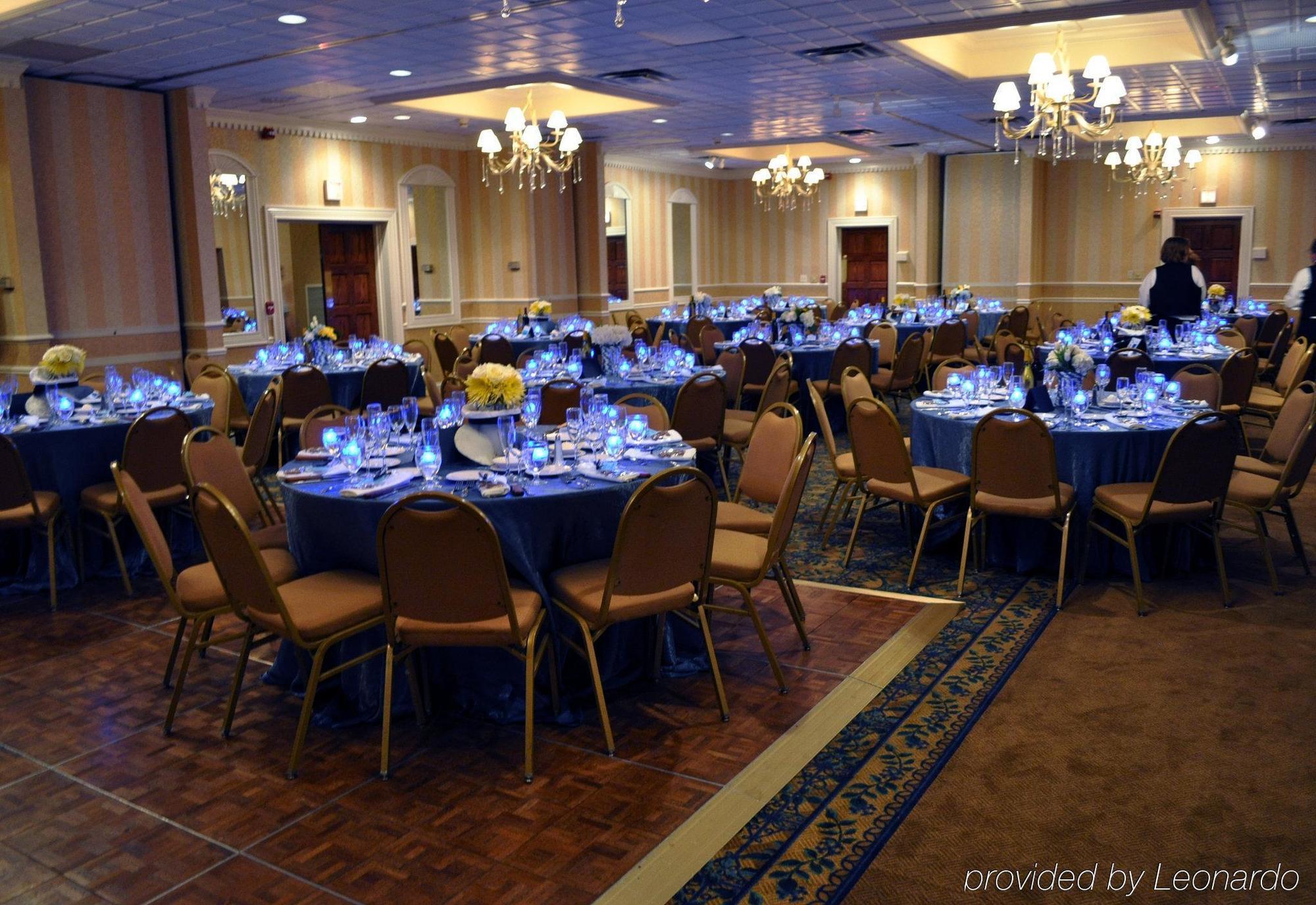 Holiday Inn Cleveland-Mayfield By Ihg Εστιατόριο φωτογραφία